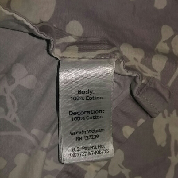 Hooter Hiders Nursing Cover - Picture 4 of 5